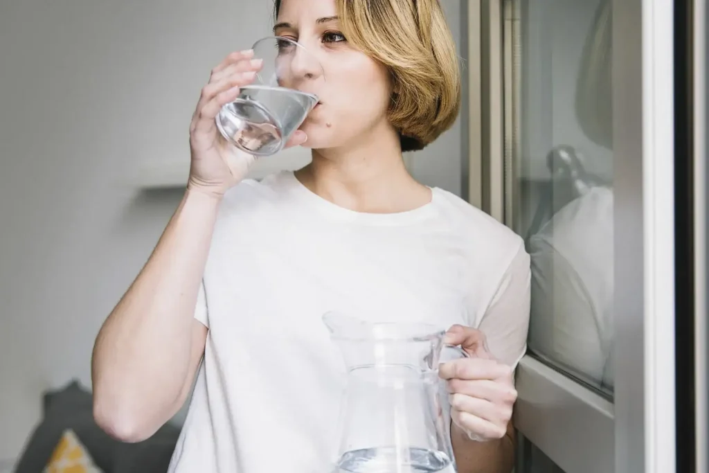 How to Remineralize Teeth: 5 Proven Tips for Stronger Enamel 7 Stay Hydrated and Maintain Saliva Flow