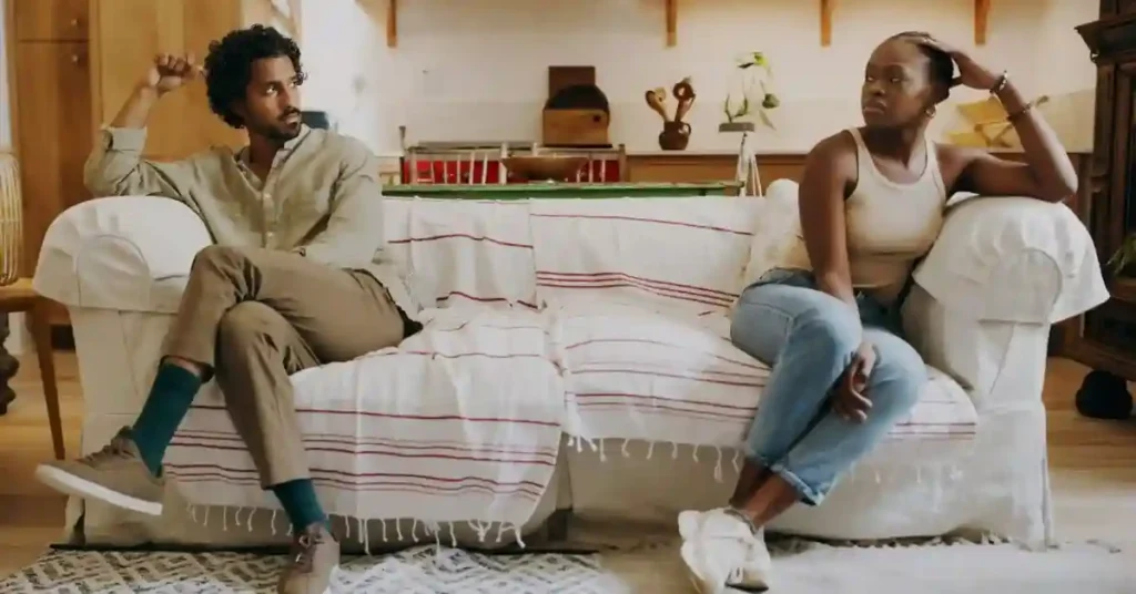 signs an emotionally unavailable man is in love with you